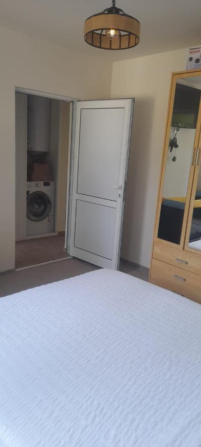 Pliska Apartment Монтана Екстер'єр фото